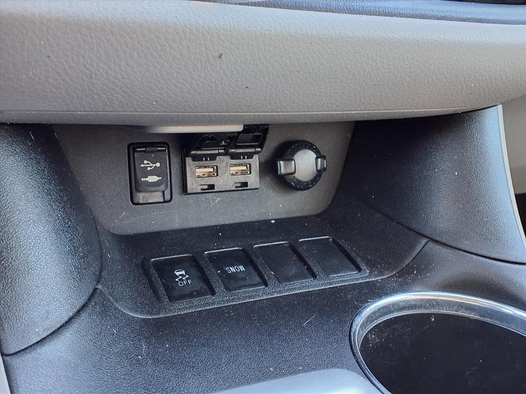 used 2019 Toyota Highlander car, priced at $25,591