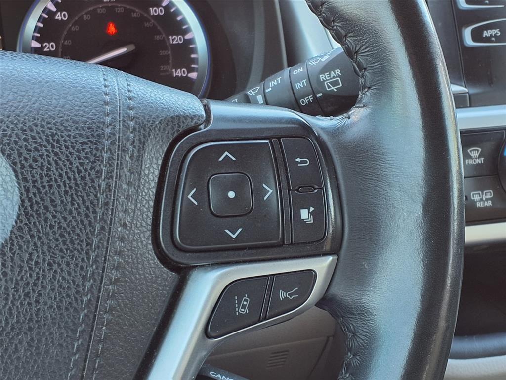 used 2019 Toyota Highlander car, priced at $25,591