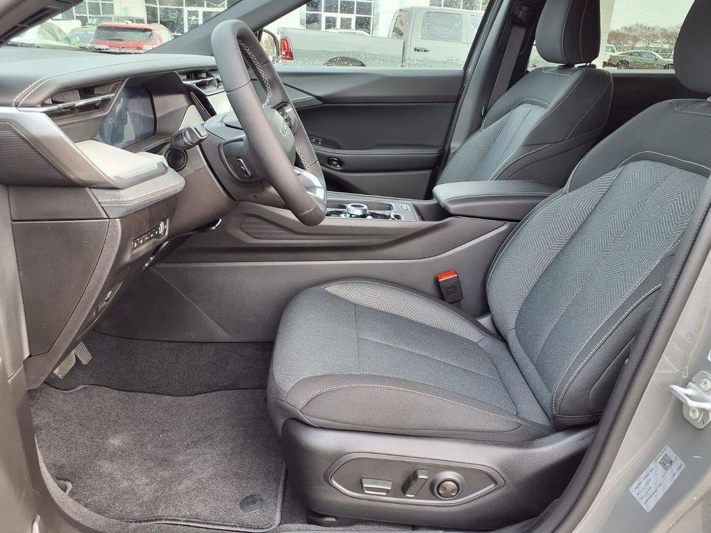 new 2026 Jeep Cherokee car, priced at $37,815