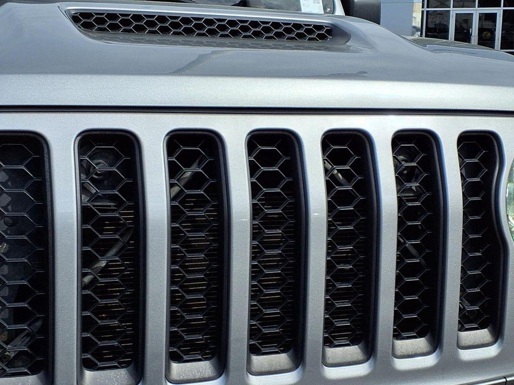 used 2021 Jeep Gladiator car, priced at $34,335