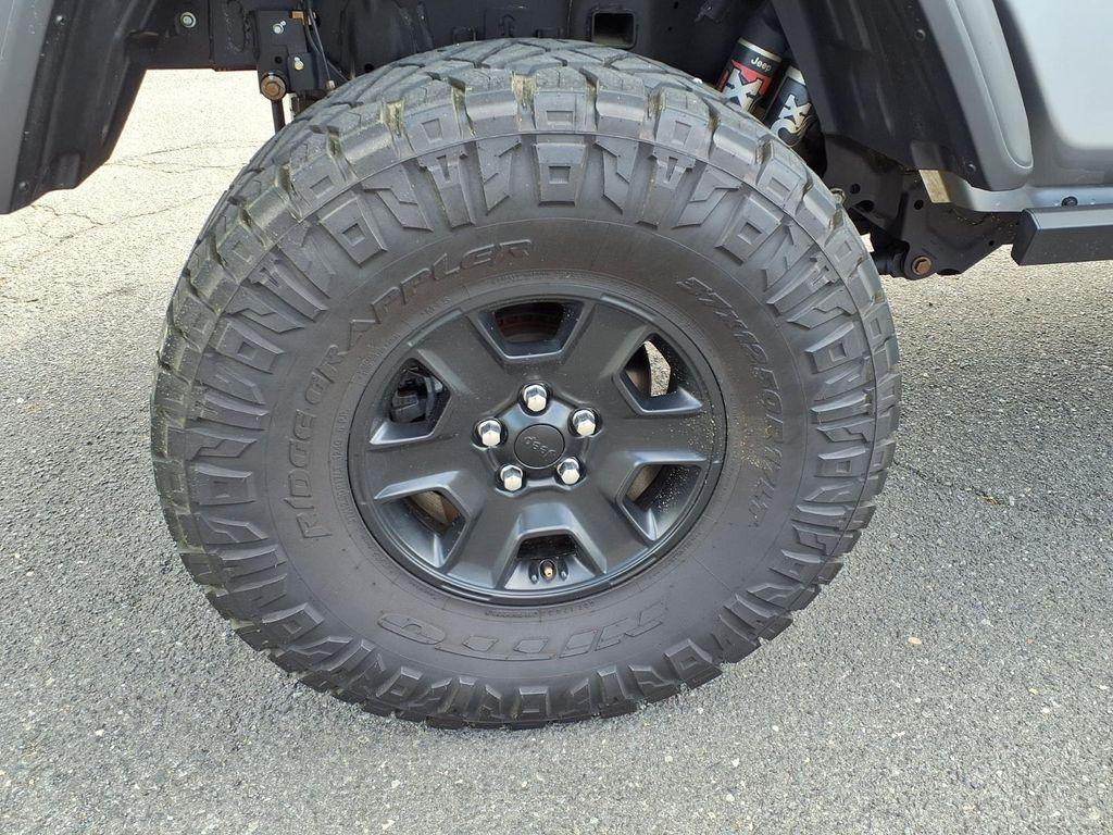 used 2021 Jeep Gladiator car, priced at $34,335