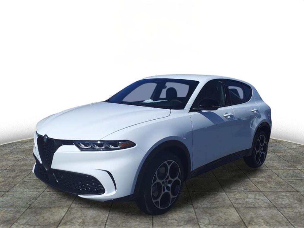 new 2025 Alfa Romeo Tonale car, priced at $38,917