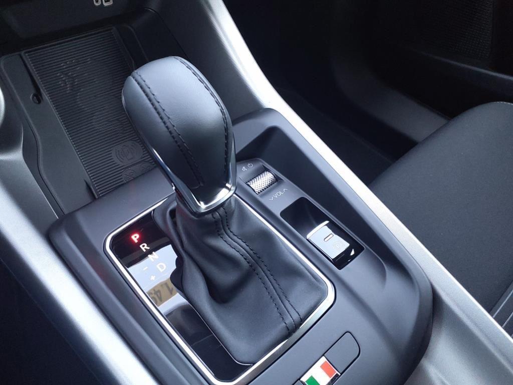 new 2025 Alfa Romeo Tonale car, priced at $38,917