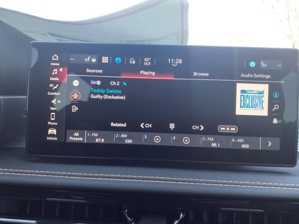 new 2025 Alfa Romeo Tonale car, priced at $38,917