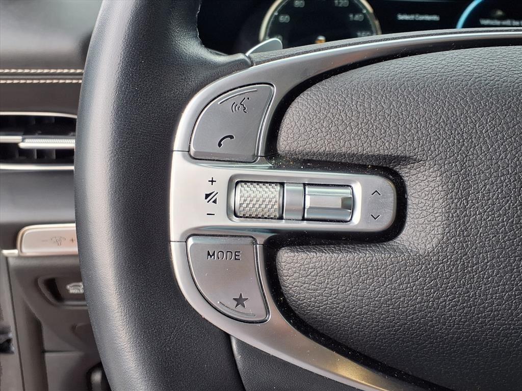 used 2022 Genesis GV80 car, priced at $38,395