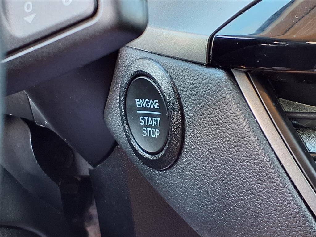 used 2024 Ford Escape car, priced at $19,995