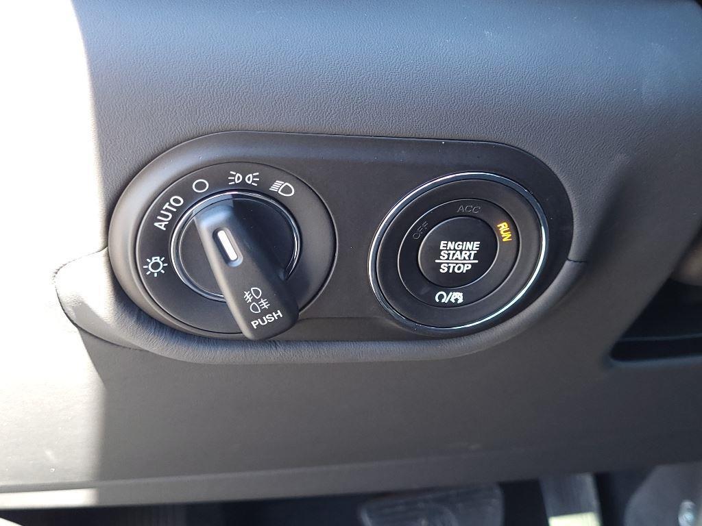 new 2024 Maserati Levante car, priced at $90,087