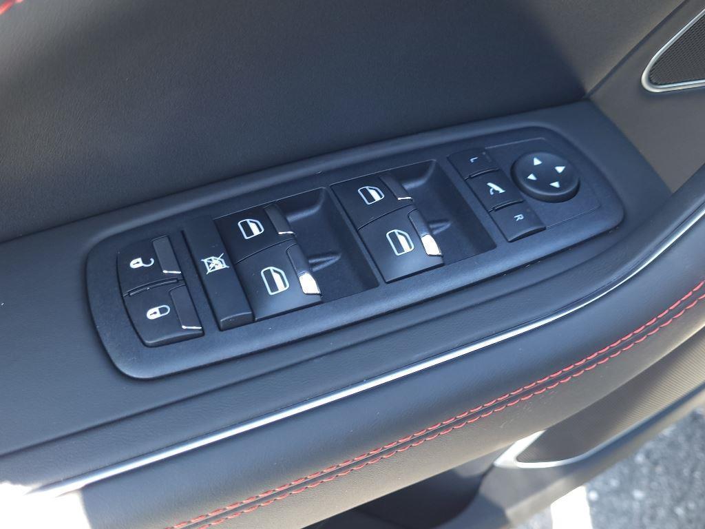 new 2024 Maserati Levante car, priced at $90,087