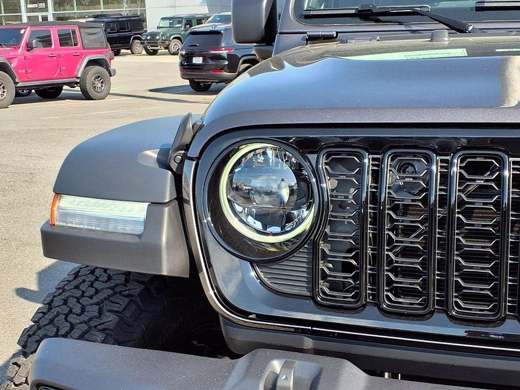 new 2026 Jeep Wrangler car, priced at $51,744