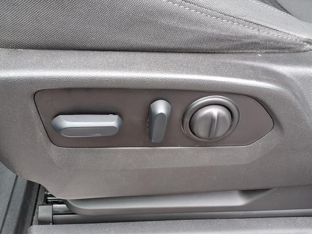 used 2022 Chevrolet Silverado 1500 car, priced at $35,995