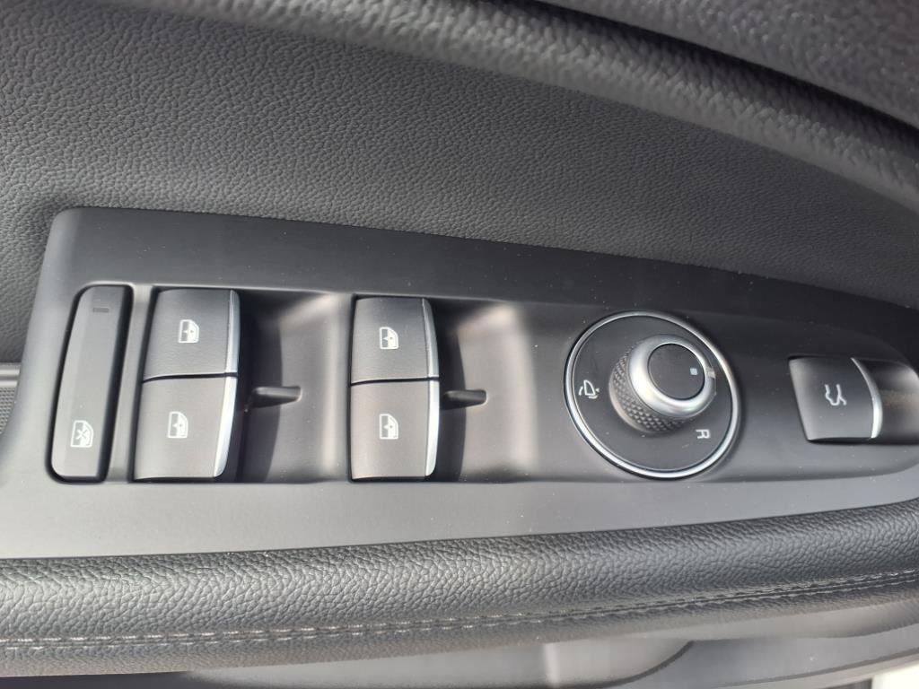 new 2025 Alfa Romeo Stelvio car, priced at $49,105