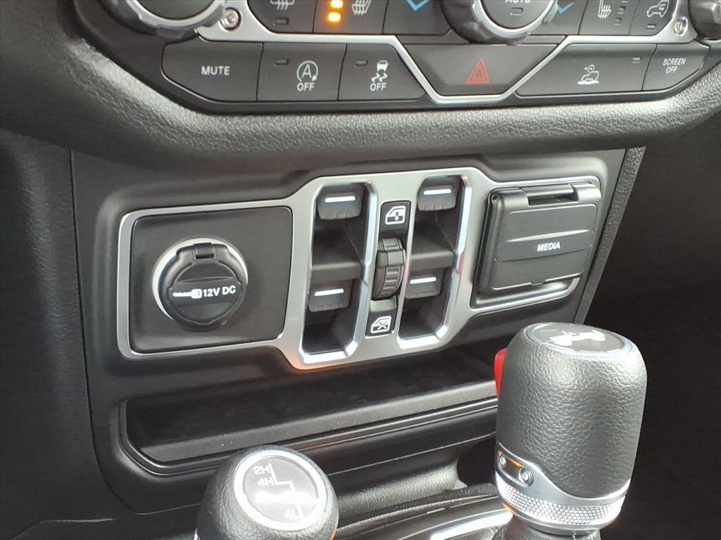 new 2026 Jeep Wrangler car, priced at $46,866