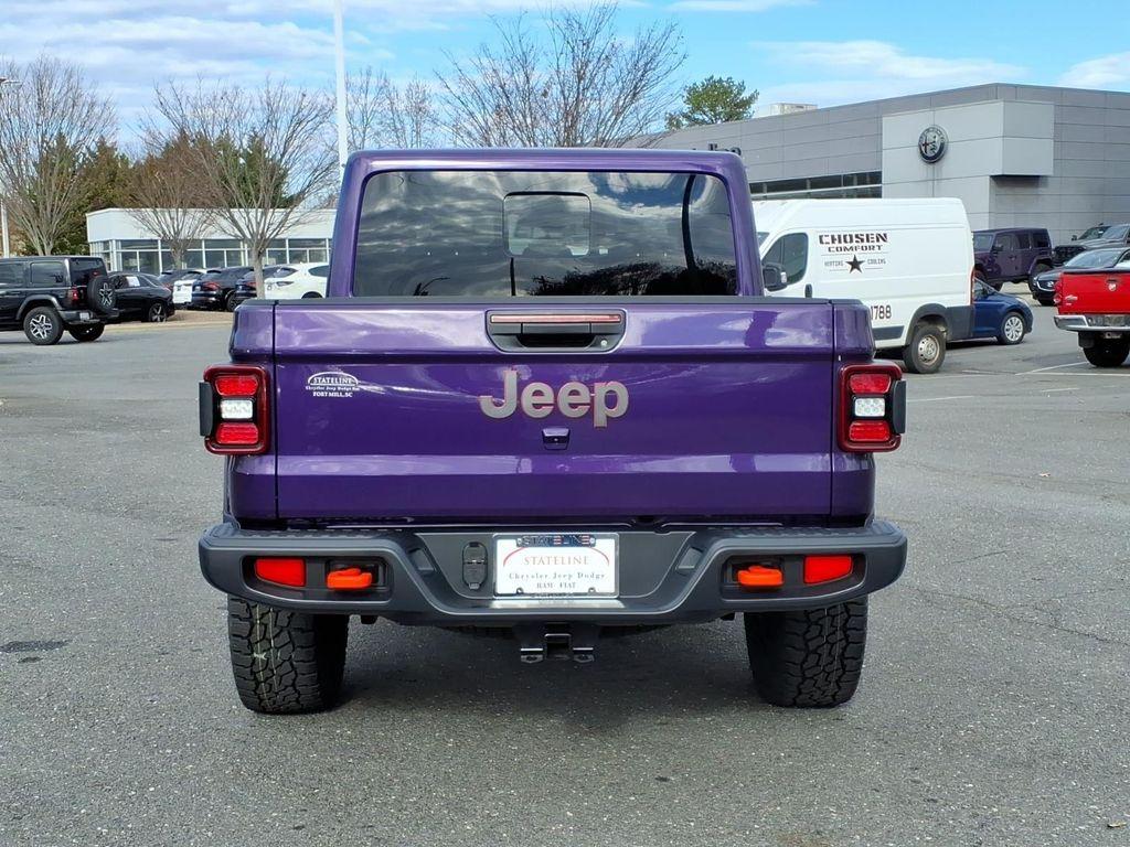 new 2026 Jeep Gladiator car, priced at $60,495