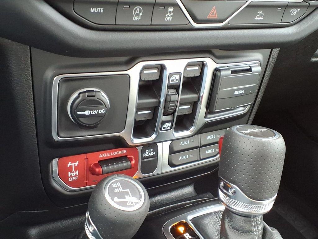 new 2026 Jeep Gladiator car, priced at $60,495