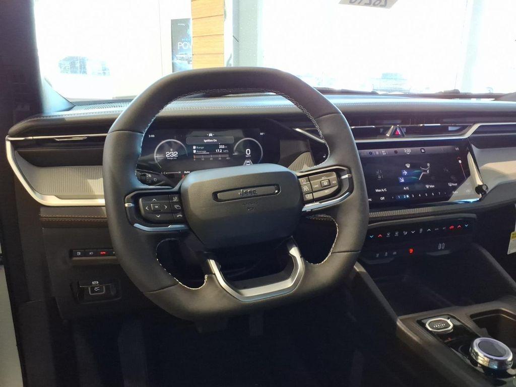 new 2026 Jeep Cherokee car, priced at $37,631