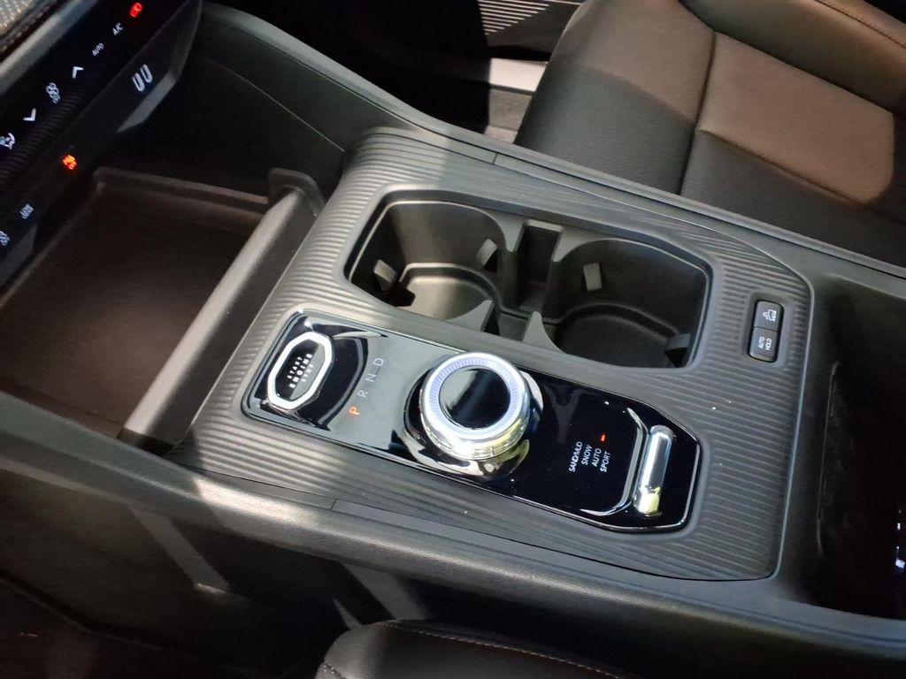 new 2026 Jeep Cherokee car, priced at $37,631