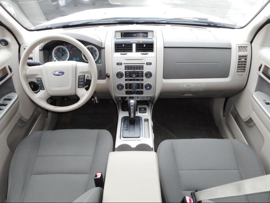 used 2009 Ford Escape Hybrid car, priced at $7,995