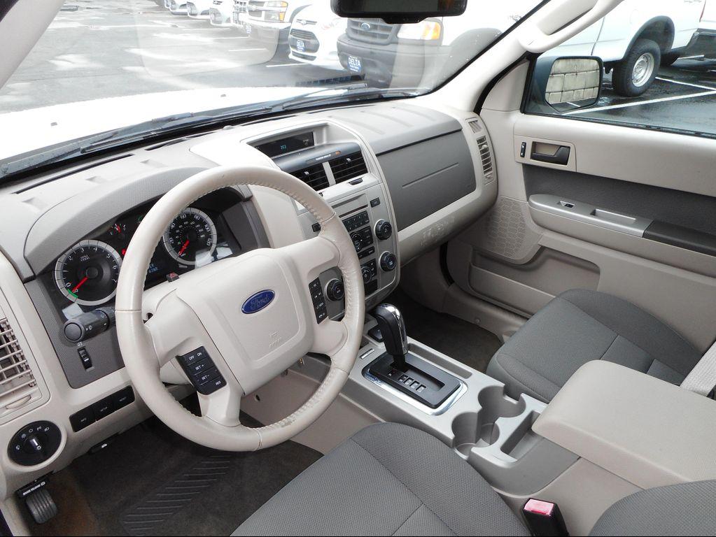 used 2009 Ford Escape Hybrid car, priced at $7,995