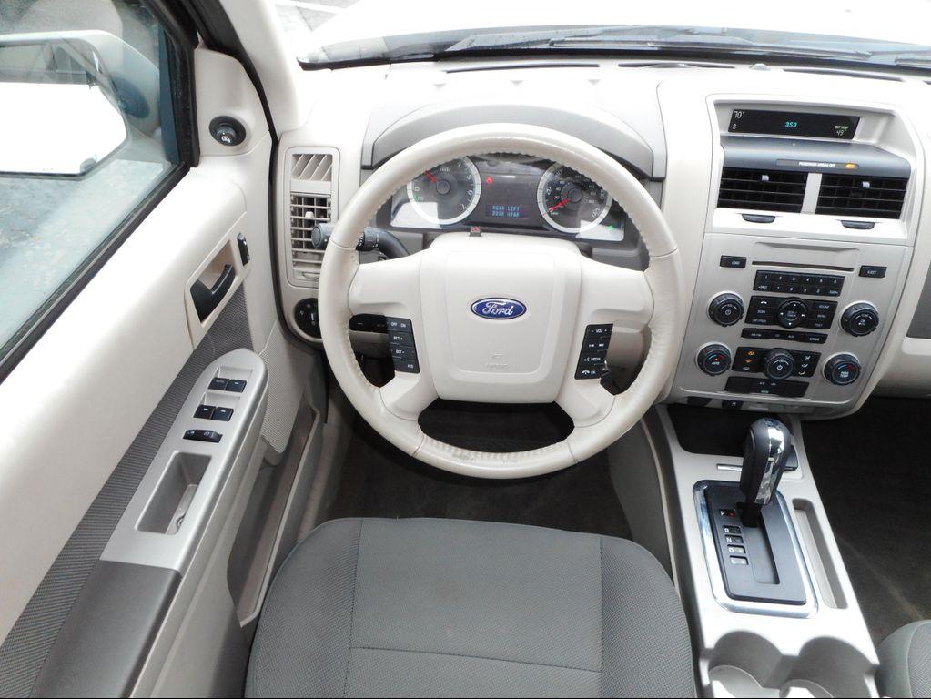 used 2009 Ford Escape Hybrid car, priced at $7,995