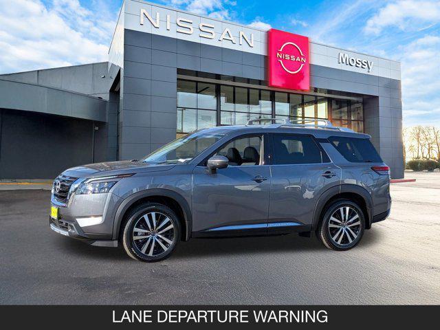 new 2025 Nissan Pathfinder car, priced at $51,950
