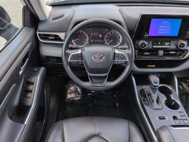 used 2024 Toyota Highlander car, priced at $37,877