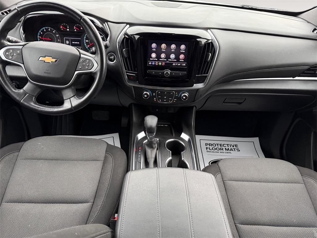 used 2022 Chevrolet Traverse car, priced at $23,249