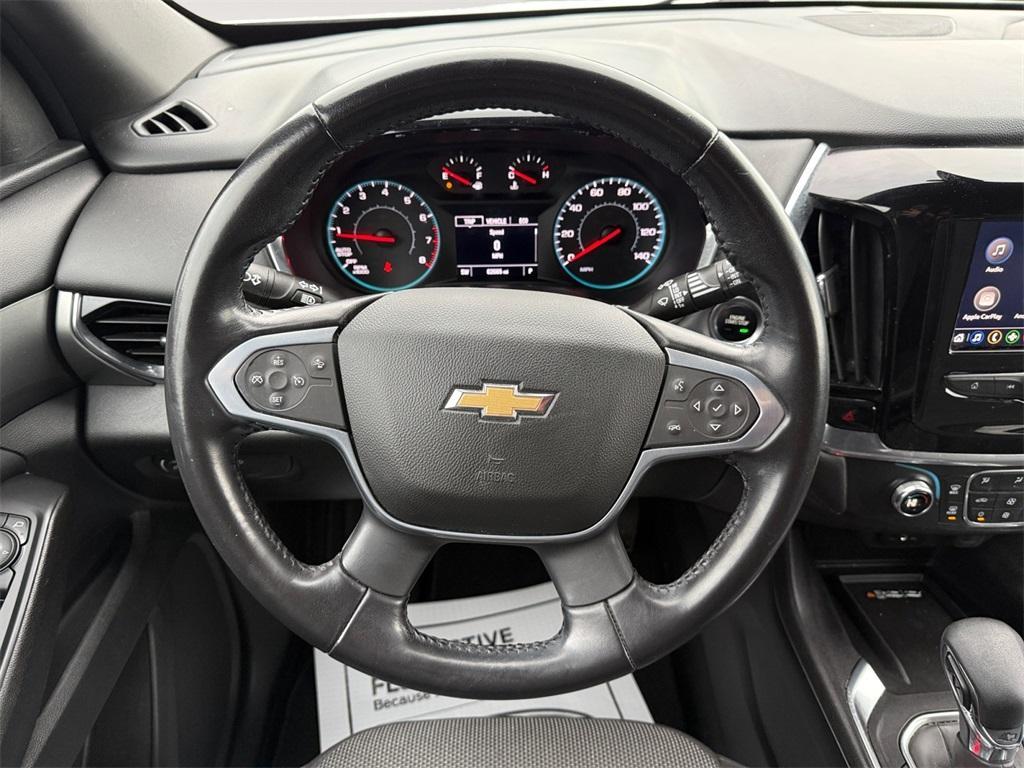 used 2022 Chevrolet Traverse car, priced at $23,249