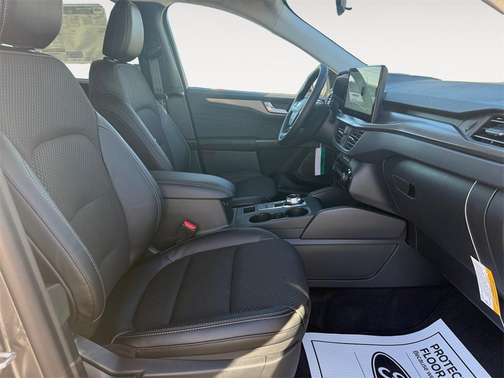 new 2026 Ford Escape car, priced at $36,895