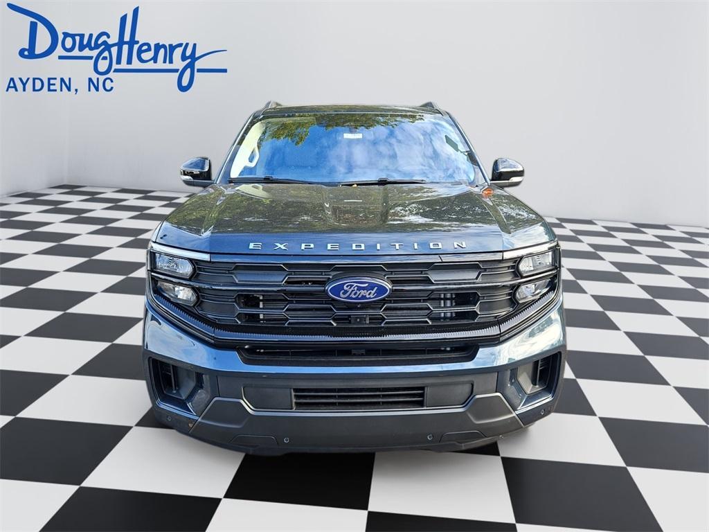 new 2025 Ford Expedition Max car, priced at $75,425