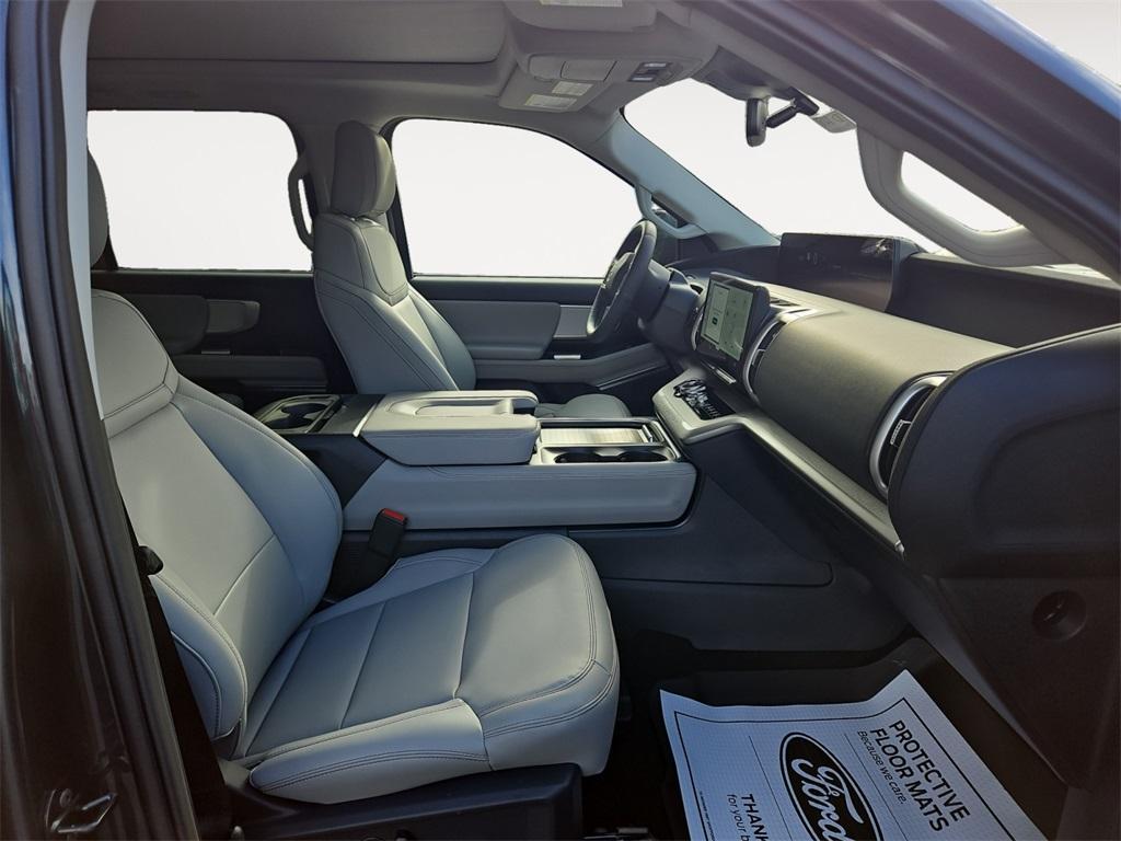 new 2025 Ford Expedition Max car, priced at $75,425