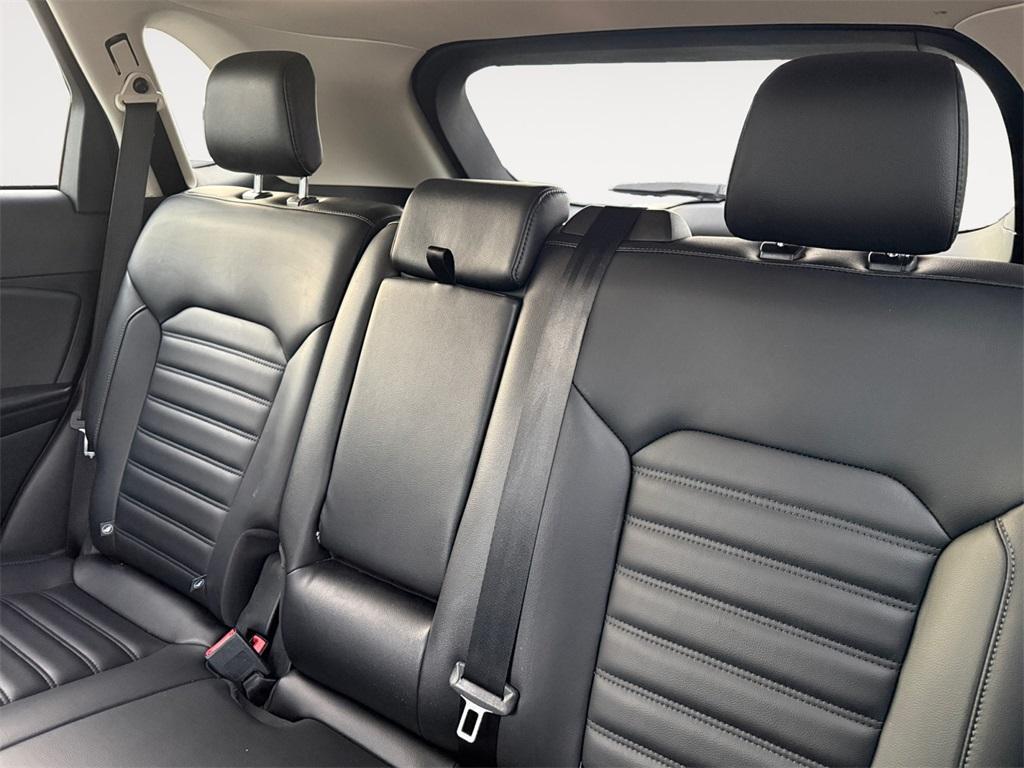 used 2024 Ford Edge car, priced at $21,852