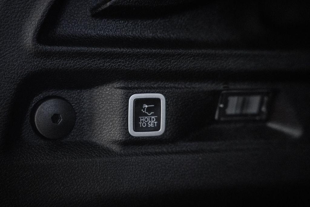 used 2024 Jeep Grand Cherokee L car, priced at $26,500