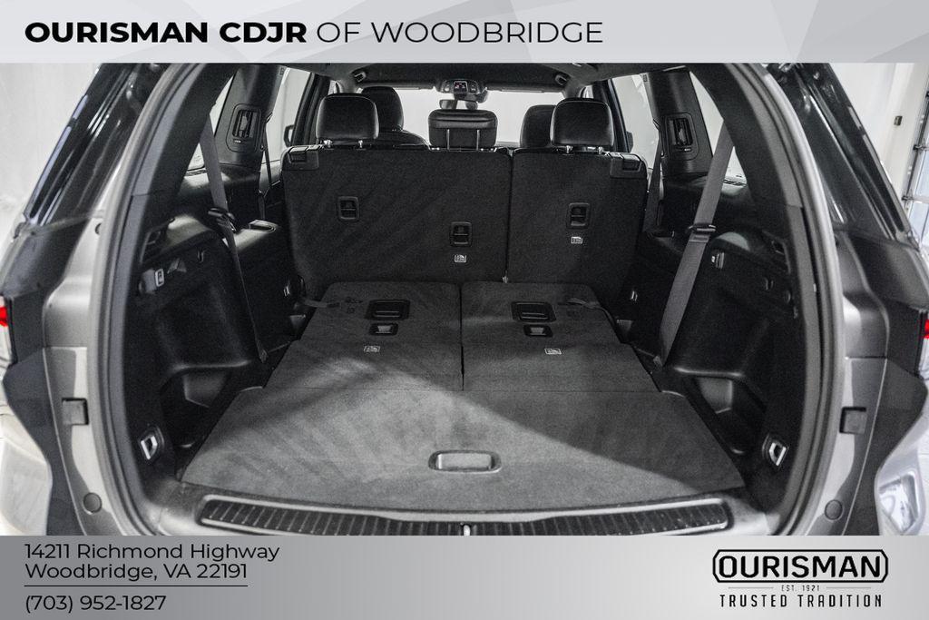 used 2024 Jeep Grand Cherokee L car, priced at $26,500