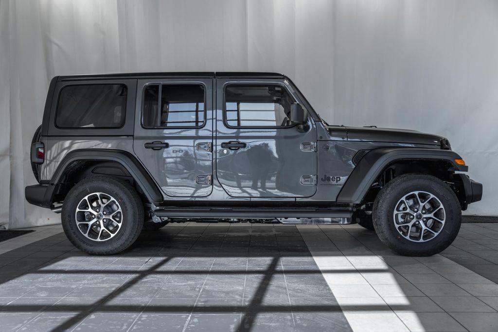new 2026 Jeep Wrangler car, priced at $47,287