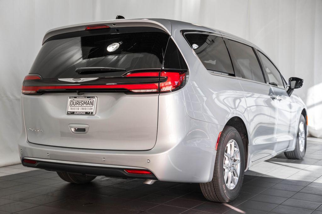 new 2026 Chrysler Pacifica car, priced at $37,015