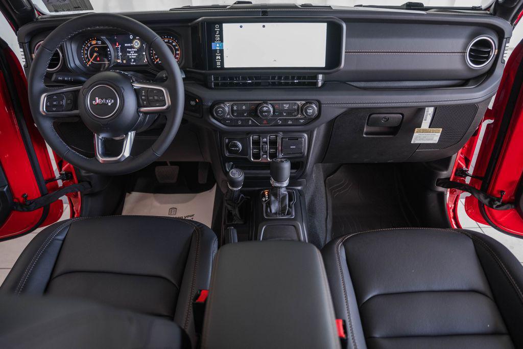 new 2026 Jeep Wrangler car, priced at $47,578