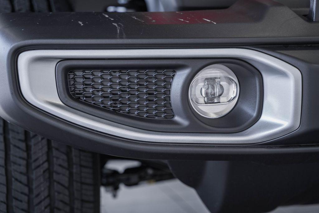 new 2026 Jeep Wrangler car, priced at $47,578