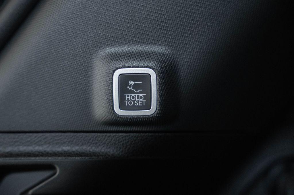 new 2025 Jeep Grand Cherokee car, priced at $43,594