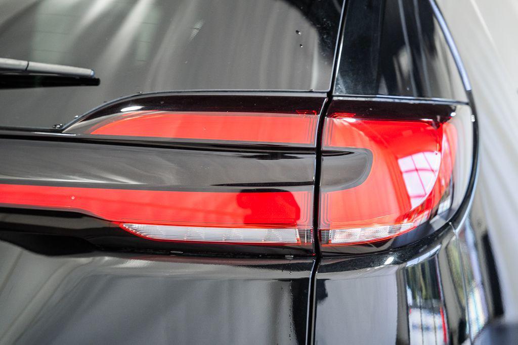 new 2026 Chrysler Pacifica car, priced at $47,116