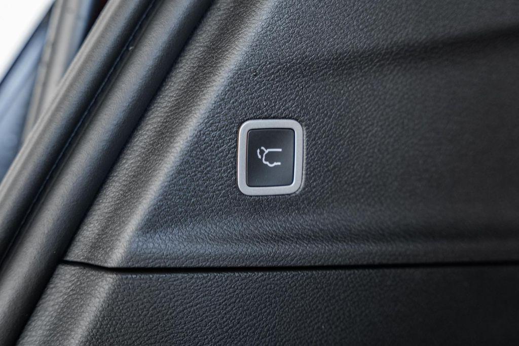 new 2026 Chrysler Pacifica car, priced at $46,176