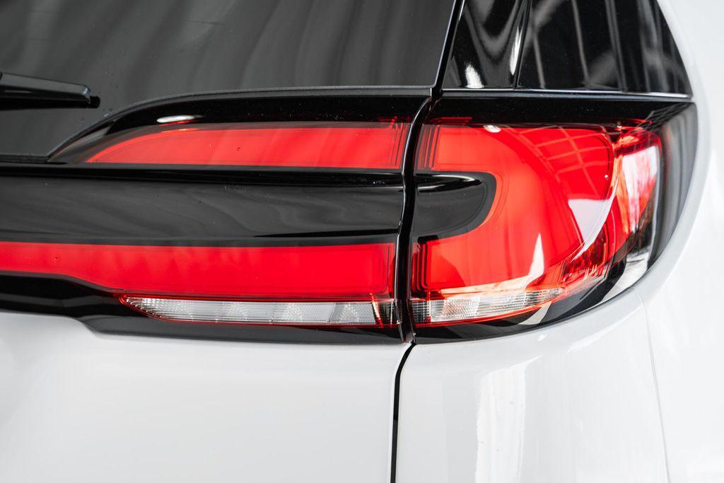 new 2026 Chrysler Pacifica car, priced at $43,963