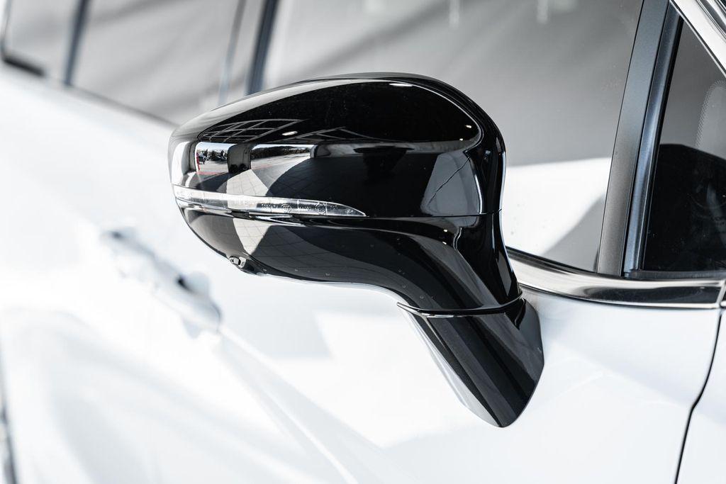 new 2026 Chrysler Pacifica car, priced at $43,963