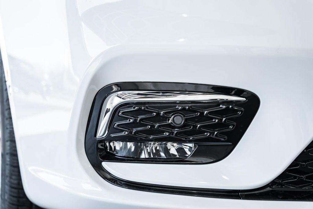 new 2026 Chrysler Pacifica car, priced at $43,963