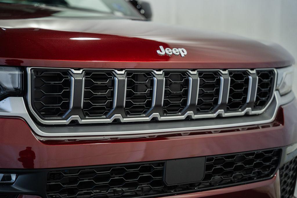 new 2026 Jeep Grand Cherokee L car, priced at $46,526