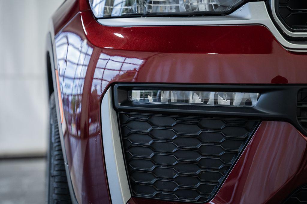new 2026 Jeep Grand Cherokee L car, priced at $46,526