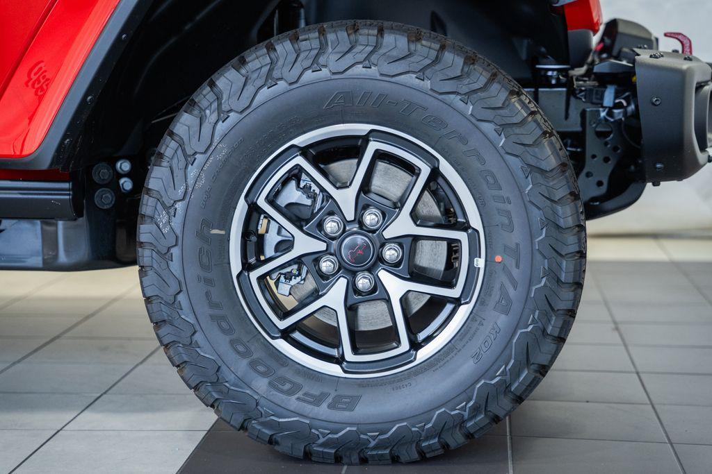 new 2026 Jeep Wrangler car, priced at $59,642