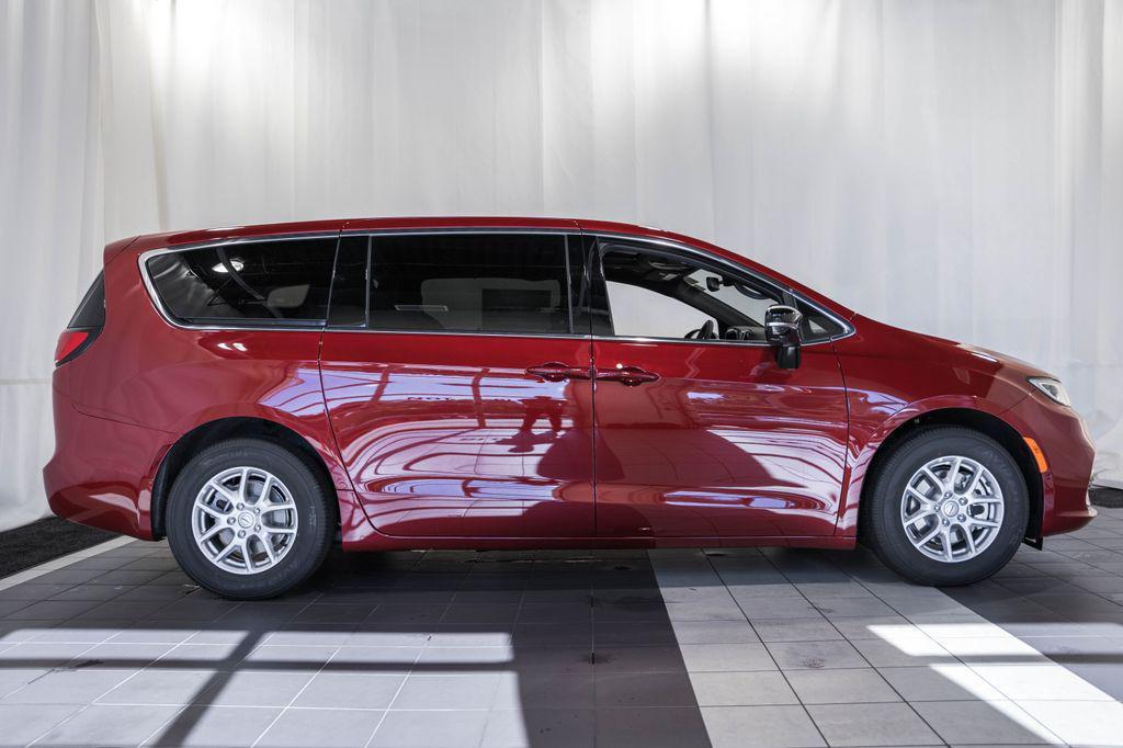 new 2026 Chrysler Pacifica car, priced at $39,749
