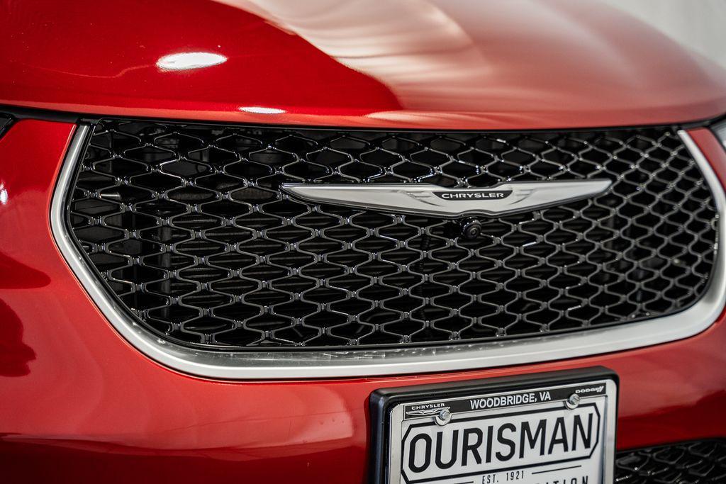 new 2026 Chrysler Pacifica car, priced at $56,409