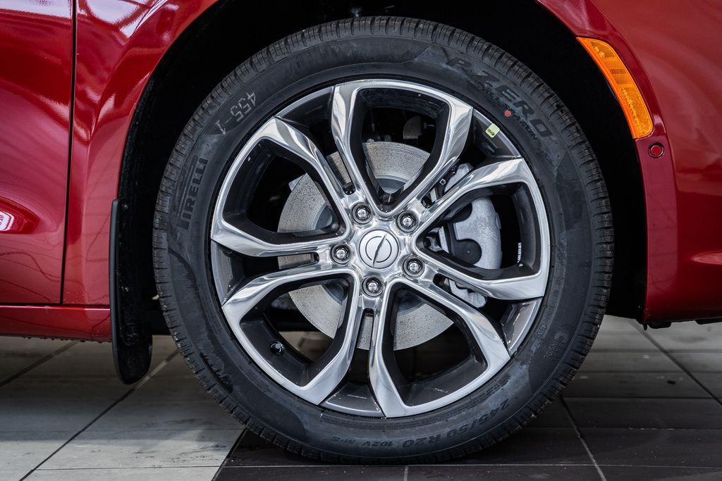 new 2026 Chrysler Pacifica car, priced at $56,409