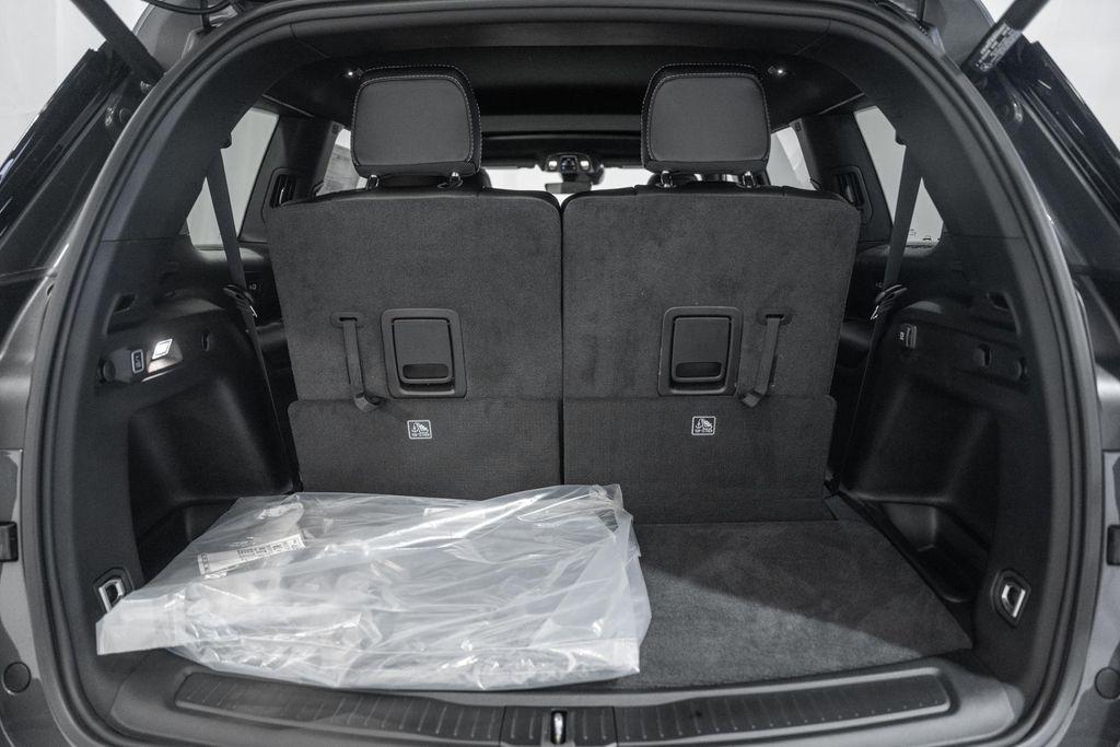 new 2025 Jeep Grand Cherokee L car, priced at $39,128